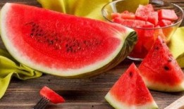 来姨妈吃网纹瓜