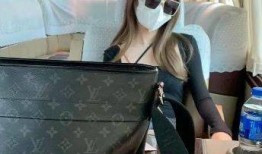 美女吃瓜现场,笑料百出！