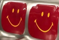 吃瓜吃饭搞笑文案,饭桌上的吃瓜趣事