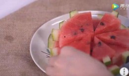 吃瓜不嘴脏吃瓜手不粘,手不粘的轻松观瓜指南