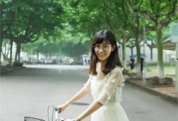 温婉吃瓜头像高清