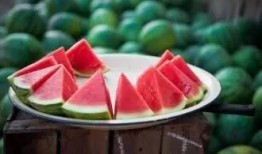 拐子姐吃瓜,一场吃瓜盛宴背后的故事