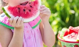 可以吃瓜的事情,盘点那些让人津津乐道的吃瓜瞬间