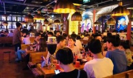 海伦司酒馆吃瓜事件