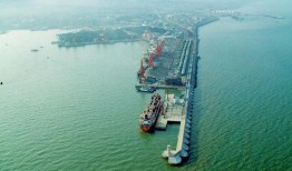 岚山港吃瓜,揭秘吃瓜群众的狂欢盛宴