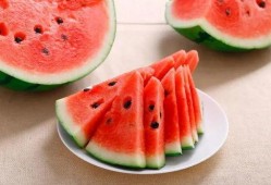 吃瓜蜜瓜上火吗,蜜瓜美味却易上火？揭秘吃瓜蜜瓜的注意事项