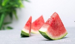 梦到自己吃瓜和吃饼,瓜饼盛宴，揭秘潜意识中的味蕾之旅