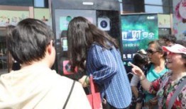 吃瓜群众看路人