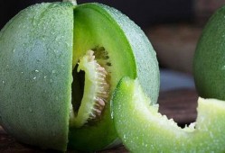 挑瓜买瓜又吃瓜下一句是啥,揭秘瓜农的智慧与生活