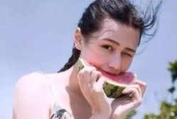 头像吃瓜女生霸气真人,揭秘头像女生的独特魅力